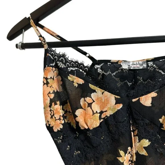 NWOT Free People intimately Monday Morning Bodysuit - Size Small - Picture 5 of 16